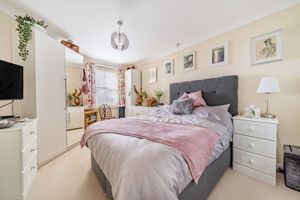 Bedroom- click for photo gallery